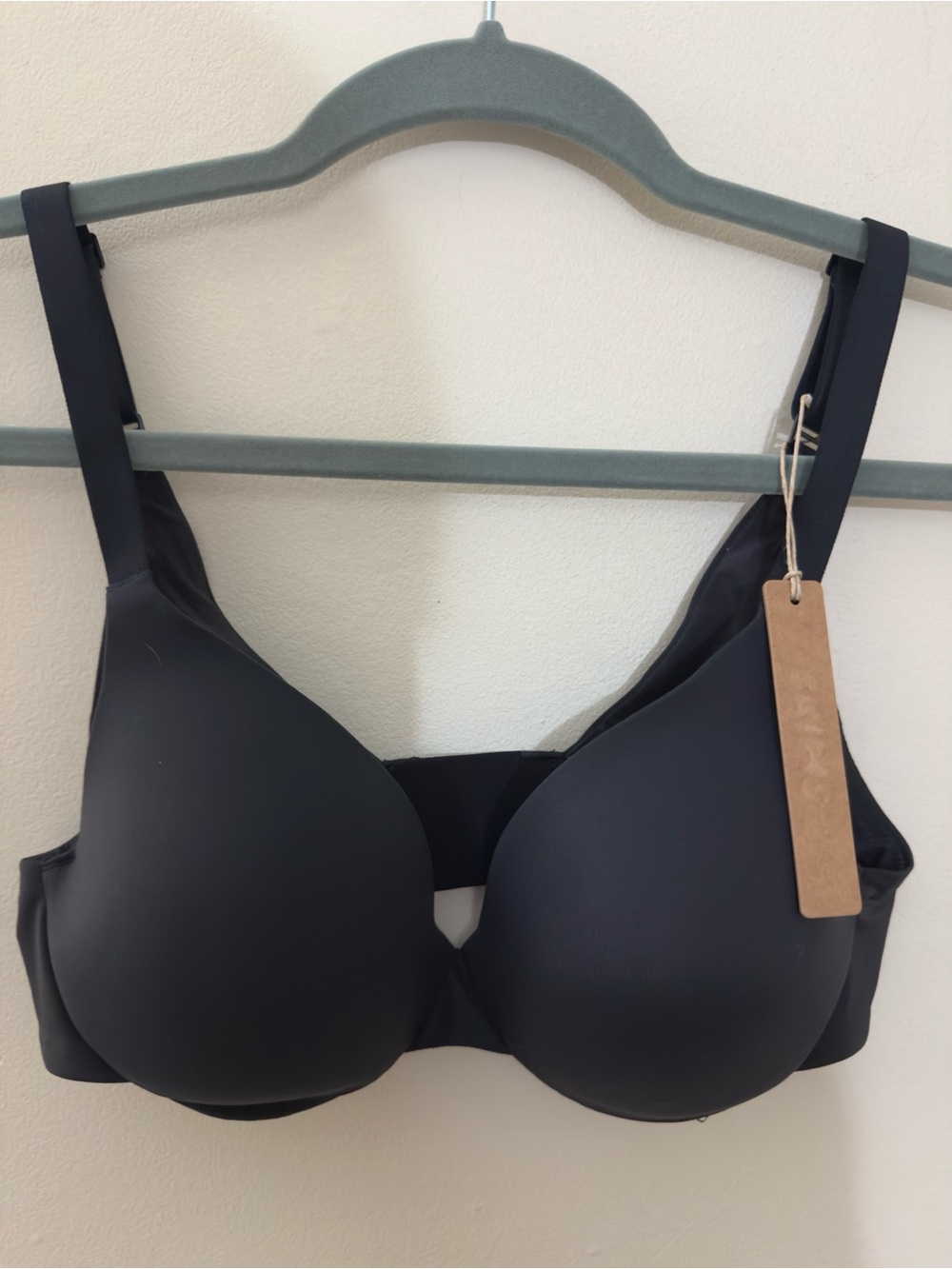 NWT SKIMS Full Coverage Lightly Lined Bra in Onyx Black | Size 32B